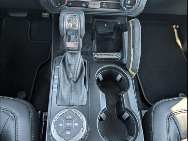 New 2025 Azure Gray Metallic Tri-Coat Ford Badlands image 14