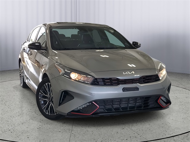 2023 Kia Forte GT-Line photo 2