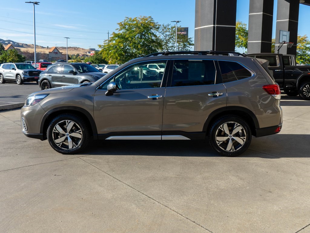 2019 Subaru Forester Touring photo 3