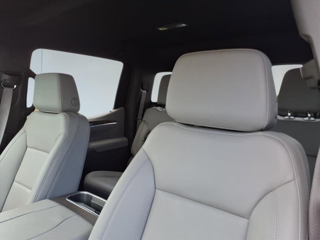 2025 Chevrolet Silverado 1500 RST photo 18