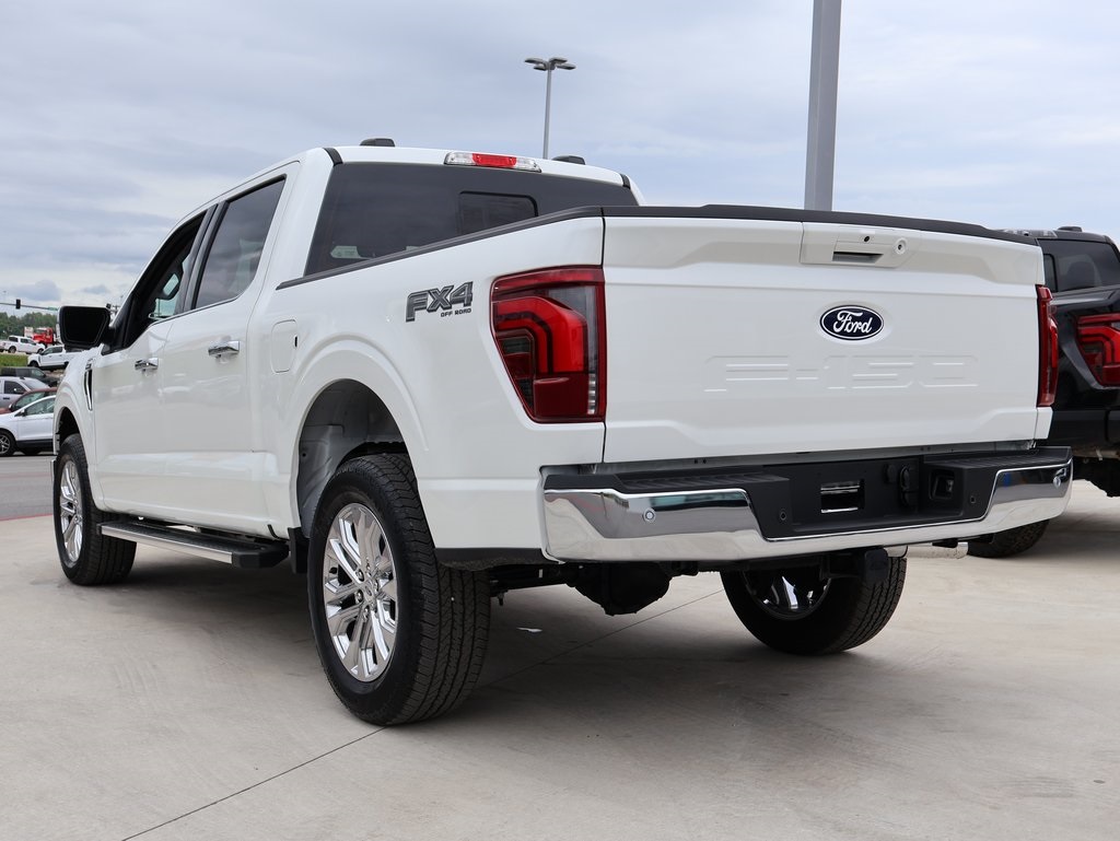 2025 Ford F-150 Lariat photo 3
