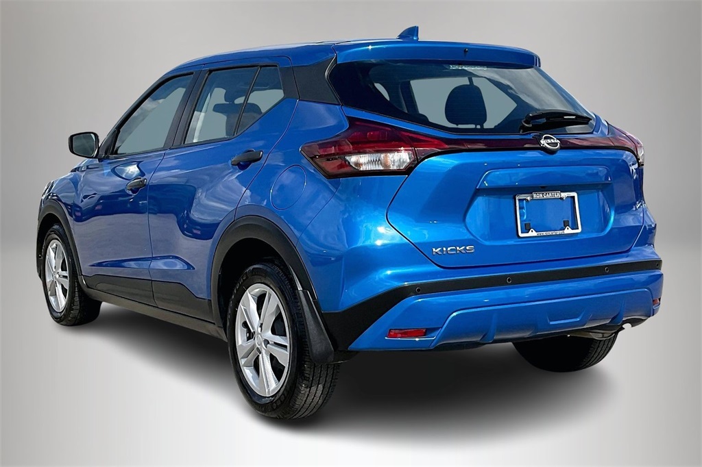 2024 Nissan Kicks S photo 4