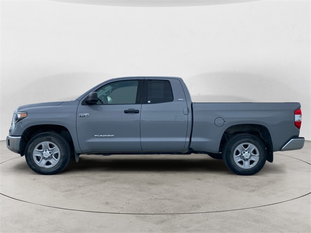 2019 Toyota Tundra SR5 Double Cab photo 2