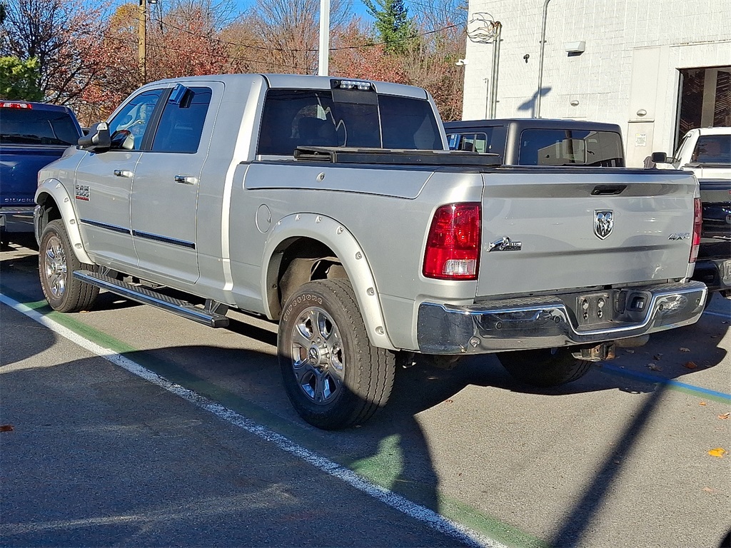 2017 Ram 3500 Big Horn photo 3