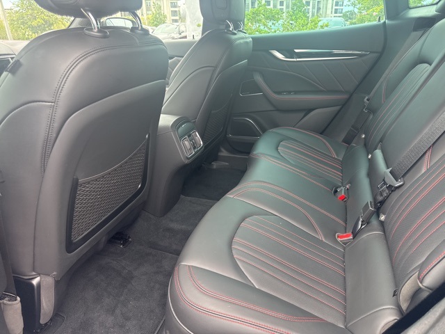 2022 Maserati Levante GT photo 5