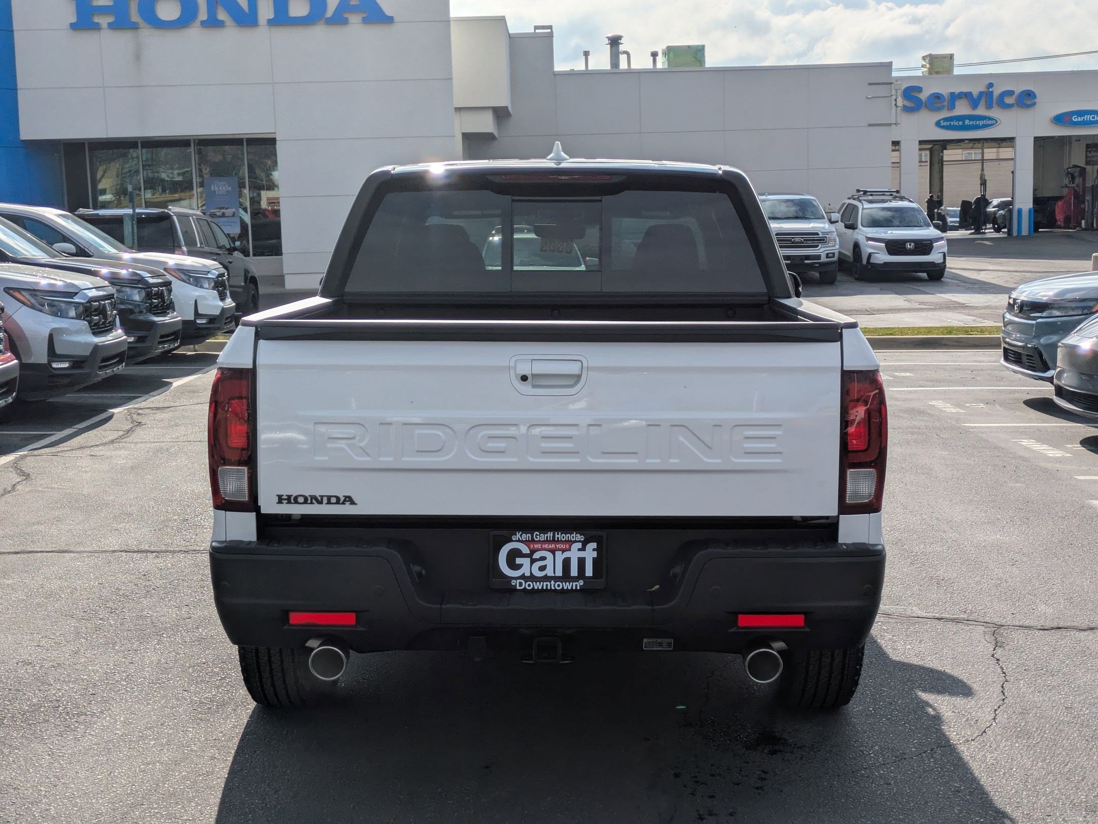 2026 Honda Ridgeline Black Edition photo 3