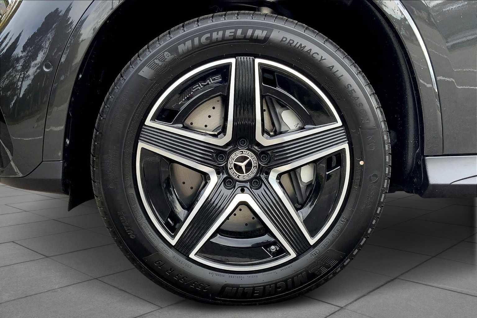2026 Mercedes Benz GLC 300 4MATIC photo 13