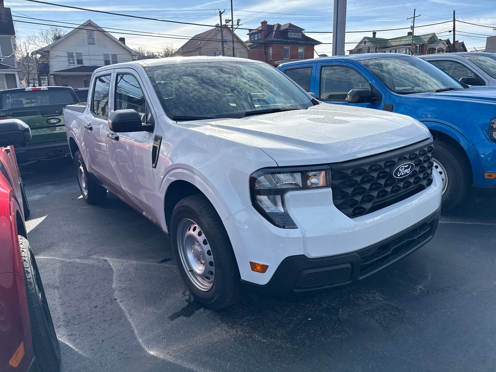 2025 Ford Maverick XL's photo