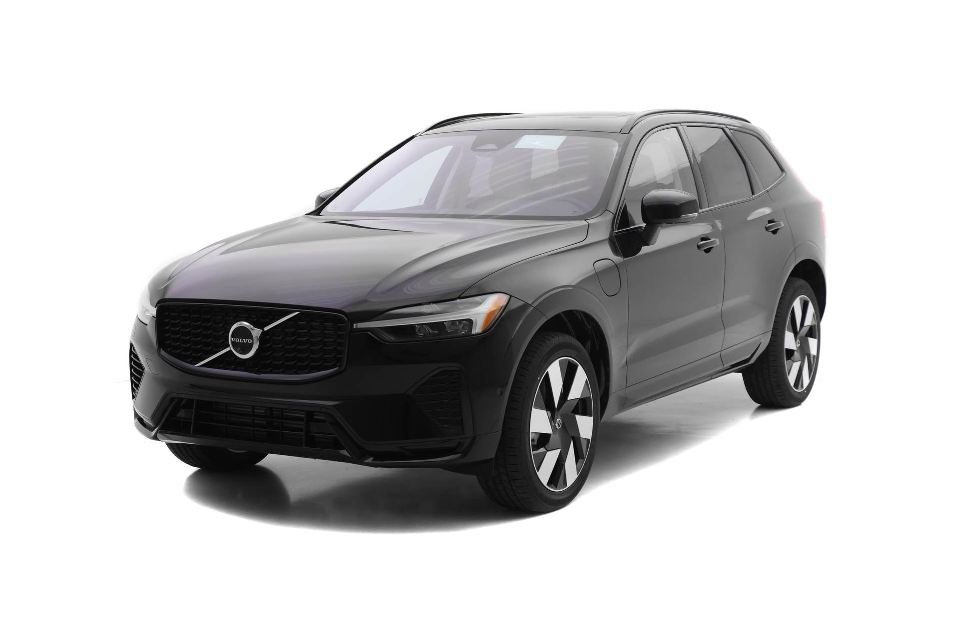 2025 Volvo XC60 Plus's photo