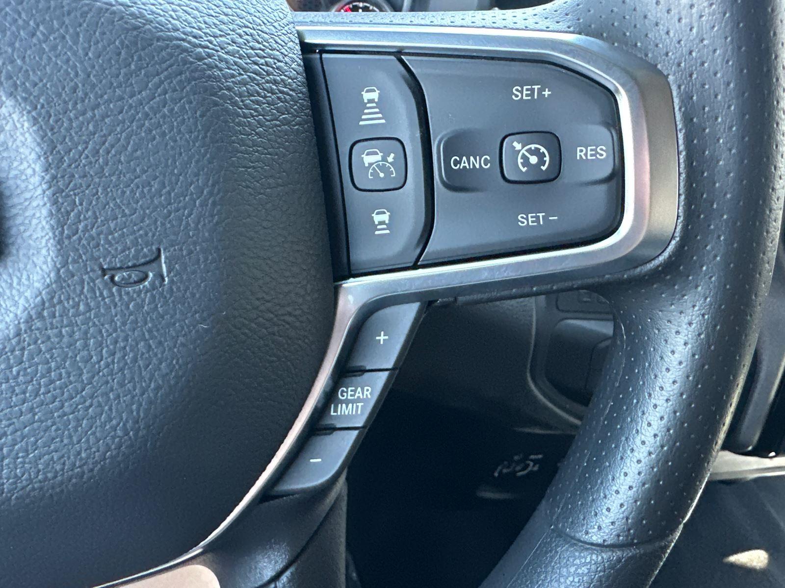 2025 Ram 2500 Tradesman photo 17