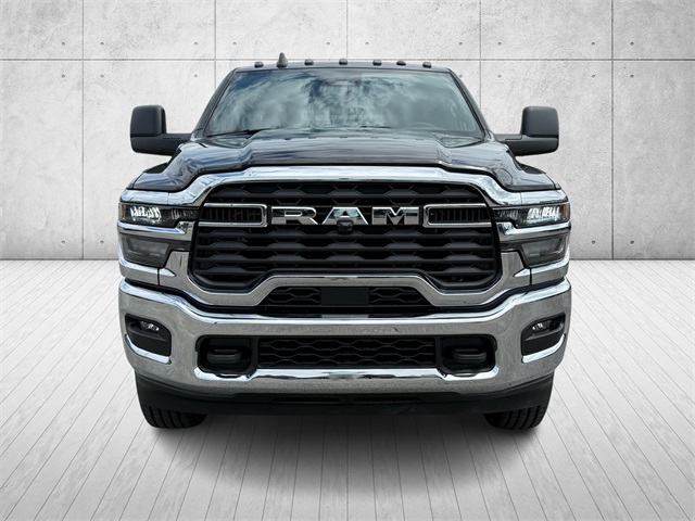 2025 Ram 2500 Tradesman photo 2