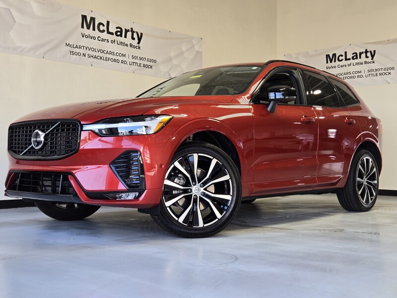 2024 Volvo XC60 B5 Plus photo 28