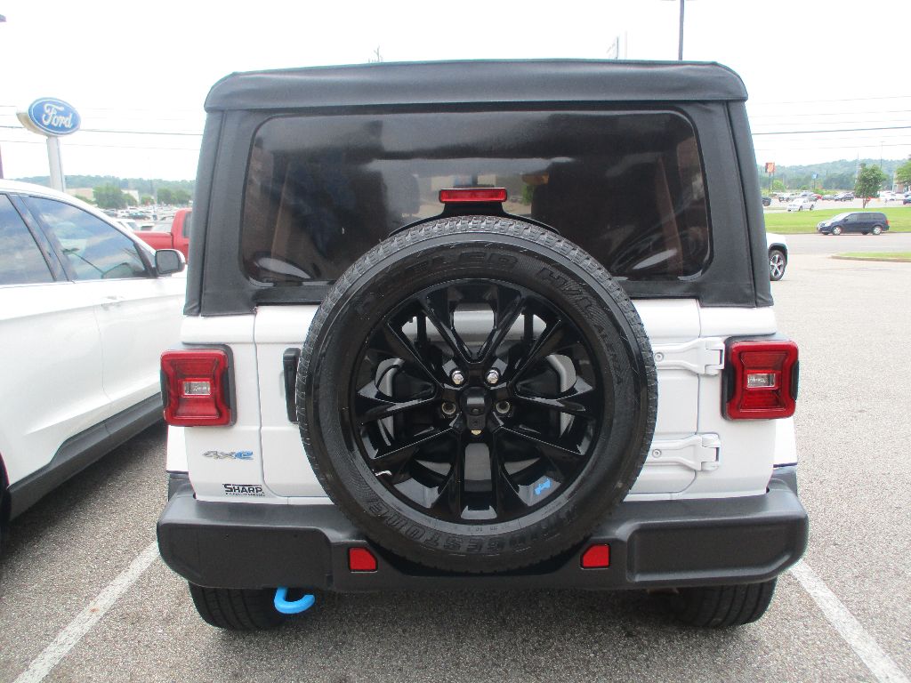 2023 Jeep Wrangler 4xe Sahara photo 18