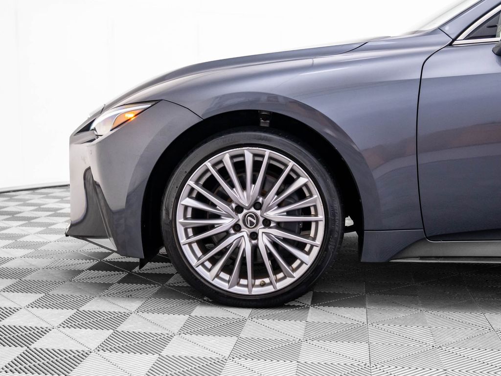 2022 Lexus IS 300 AWD photo 31