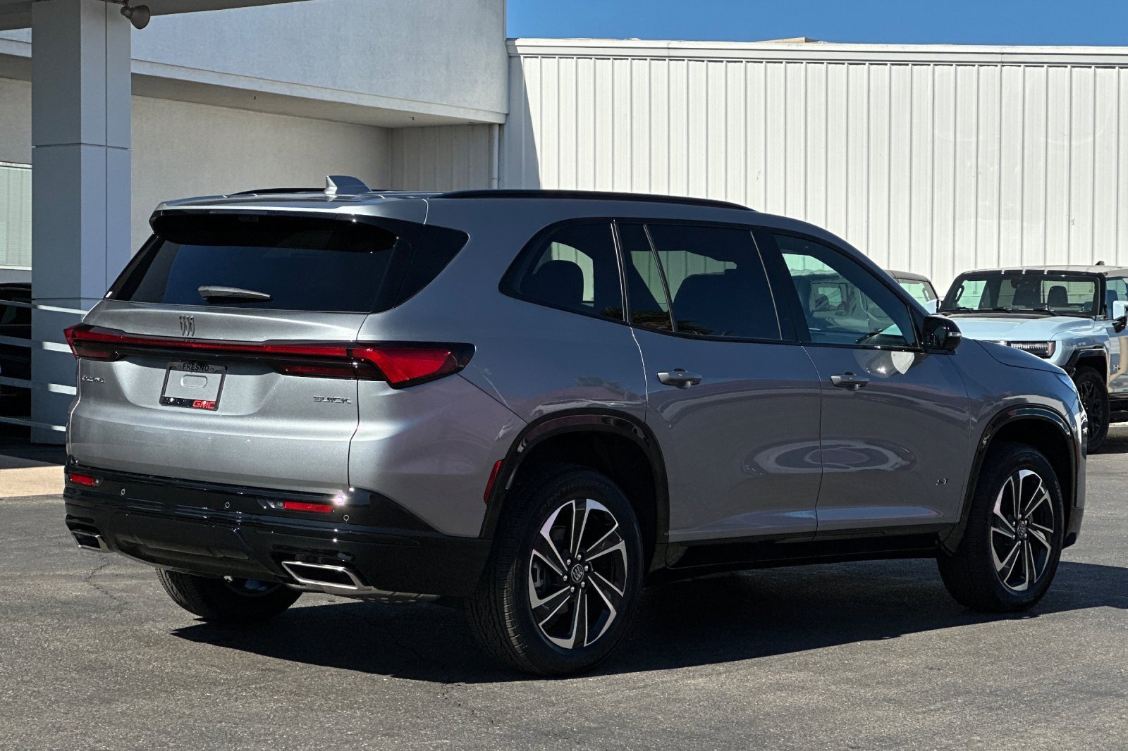 2026 Buick Enclave Sport Touring photo 5
