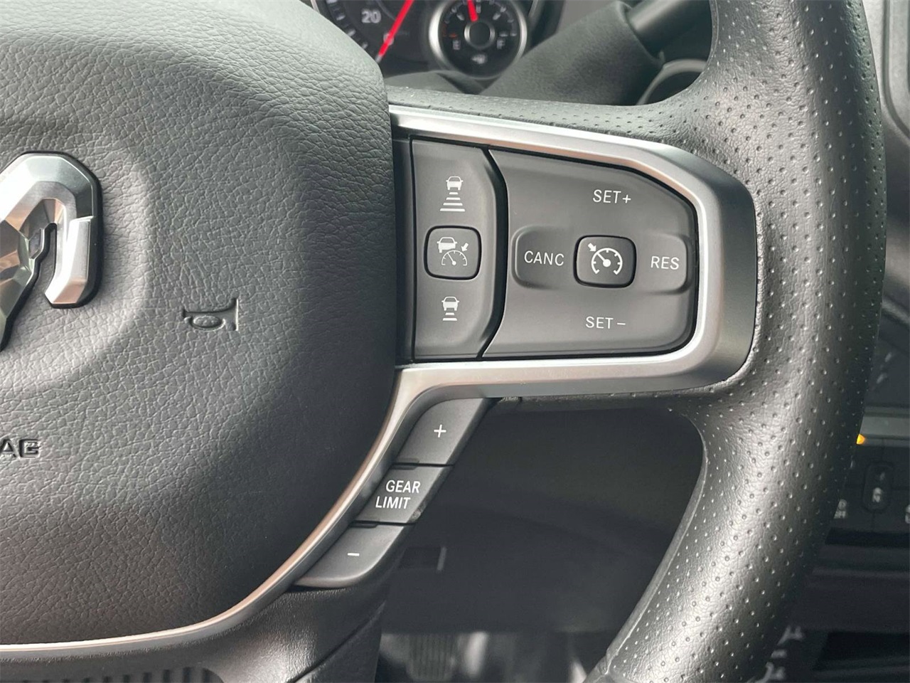 2026 Ram 2500 Tradesman photo 13
