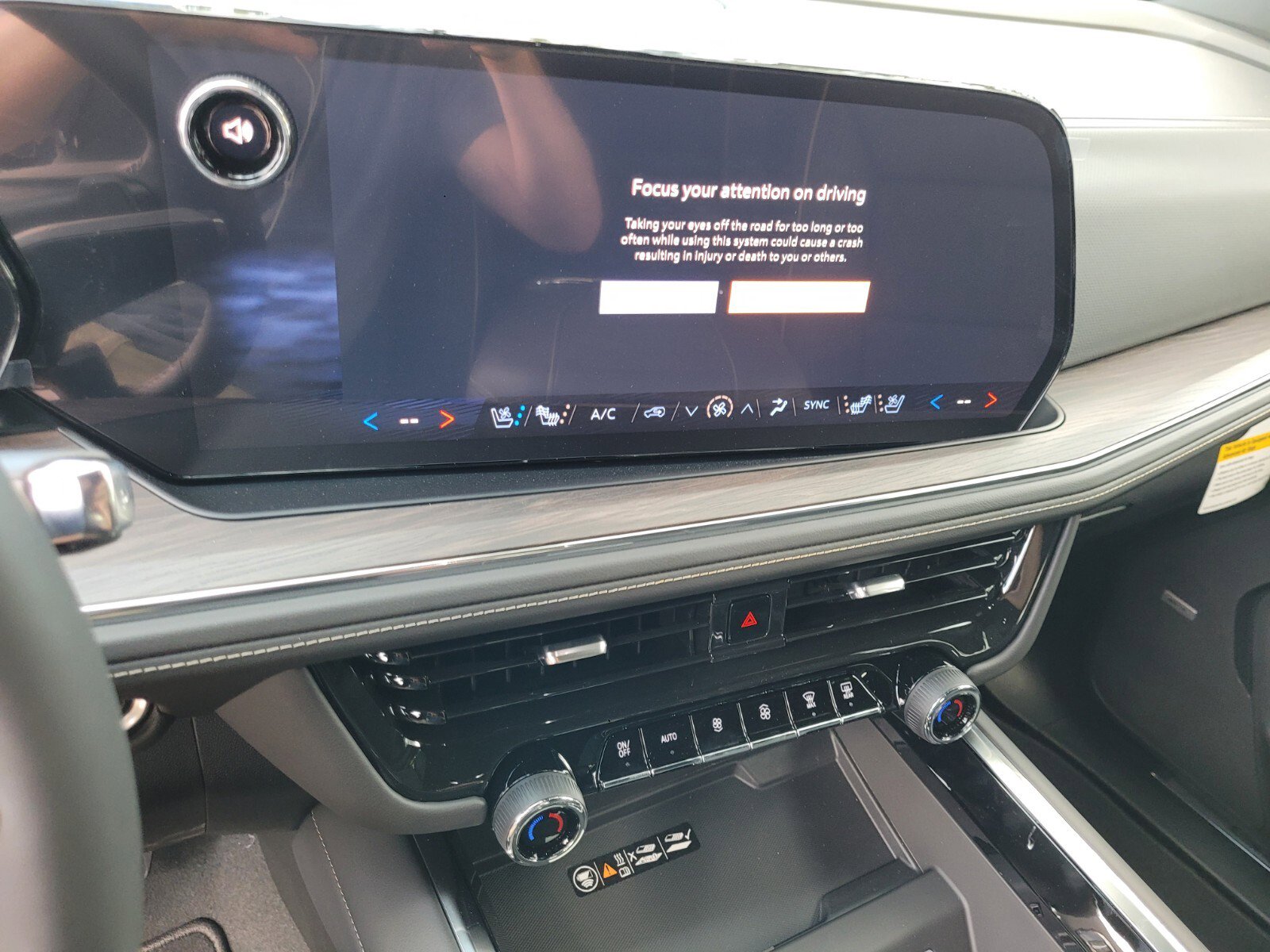 2025 Chevrolet Tahoe Premier photo 26