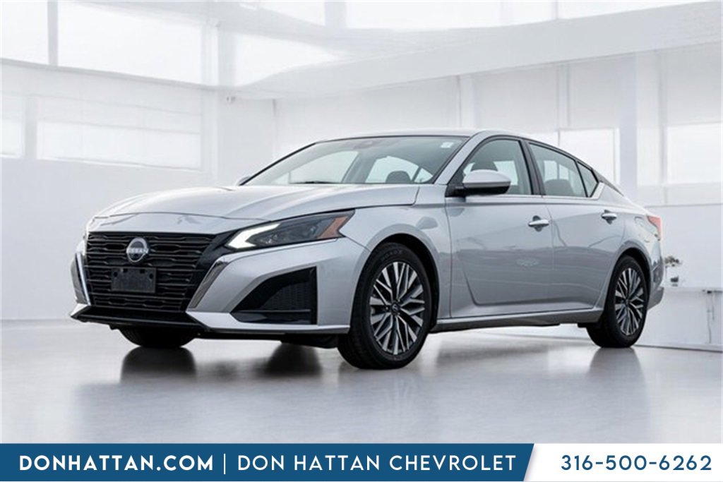 2023 Nissan Altima SV