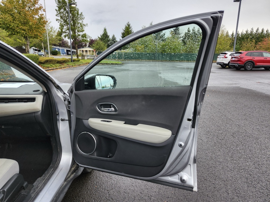 2021 Honda HR-V EX photo 25