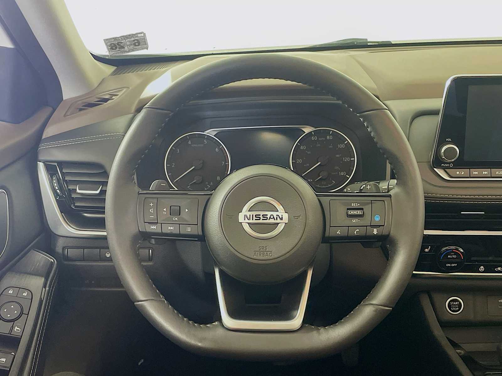 2021 Nissan Rogue SV photo 8