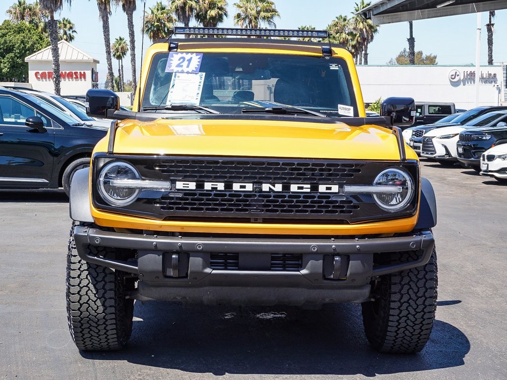2021 Ford Bronco Wildtrak photo 2