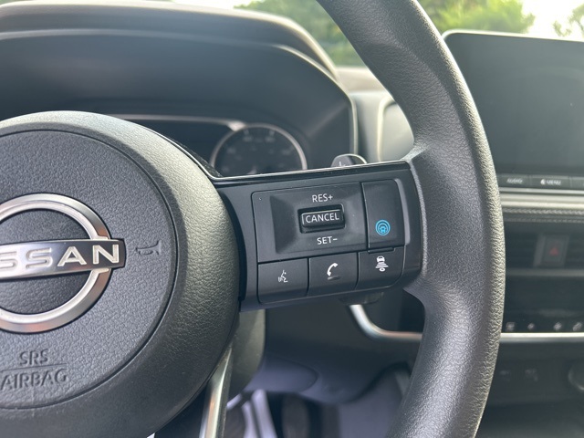 2023 Nissan Rogue SV photo 13