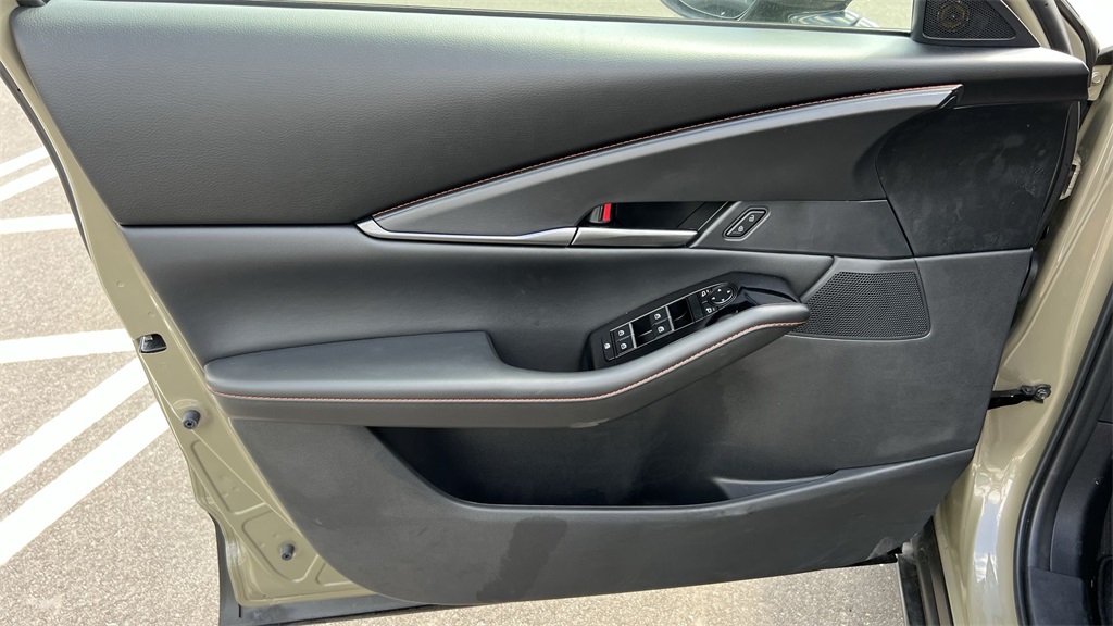 2024 Mazda CX-30 2.5 Turbo Carbon photo 38