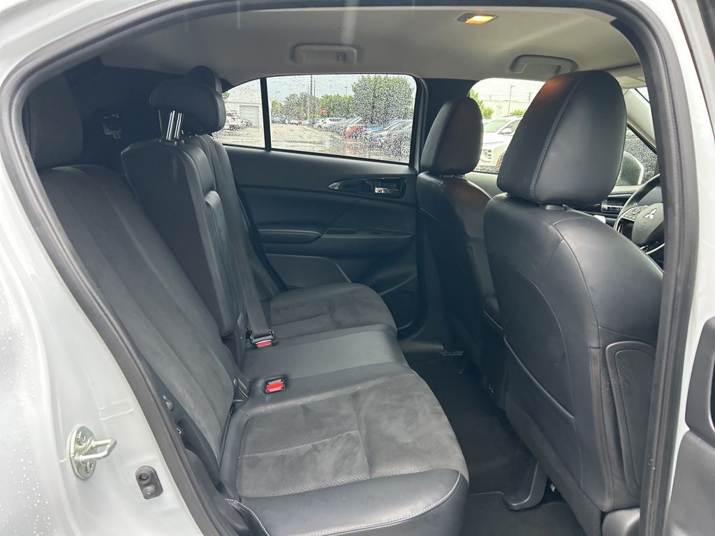 2024 Mitsubishi Eclipse Cross SE photo 37