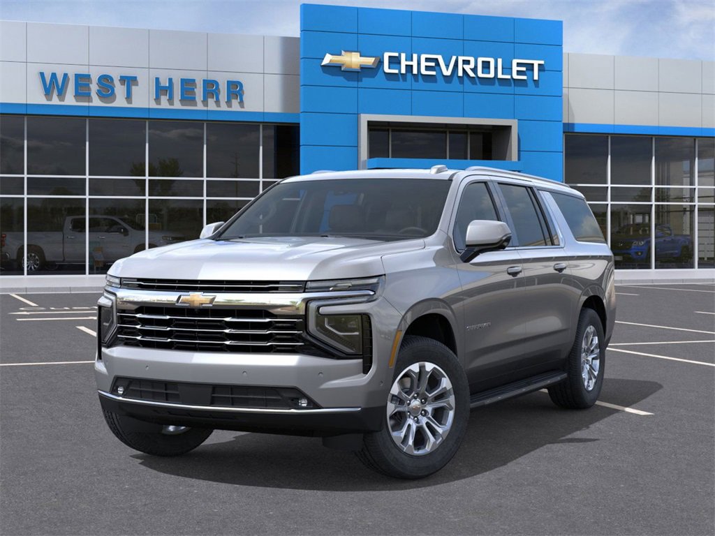 2026 Chevrolet Suburban LT photo 2