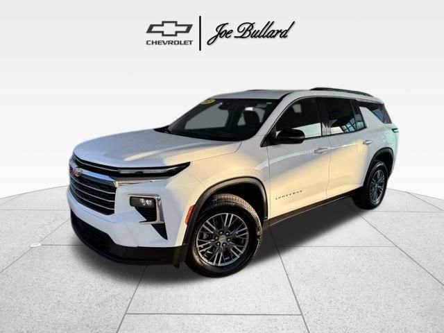 2025 Chevrolet Traverse LT's photo