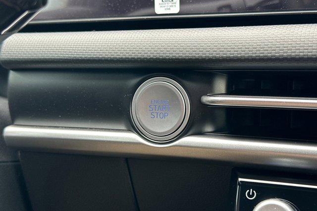2025 Hyundai Santa Cruz SE photo 16