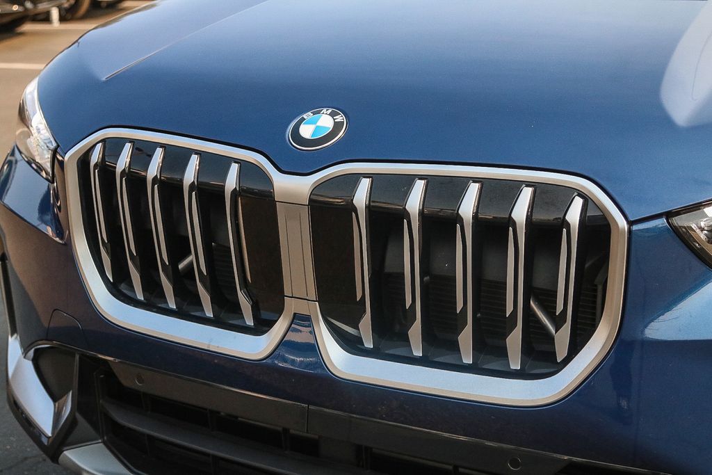 2025 Bmw X1 XDrive28i photo 4