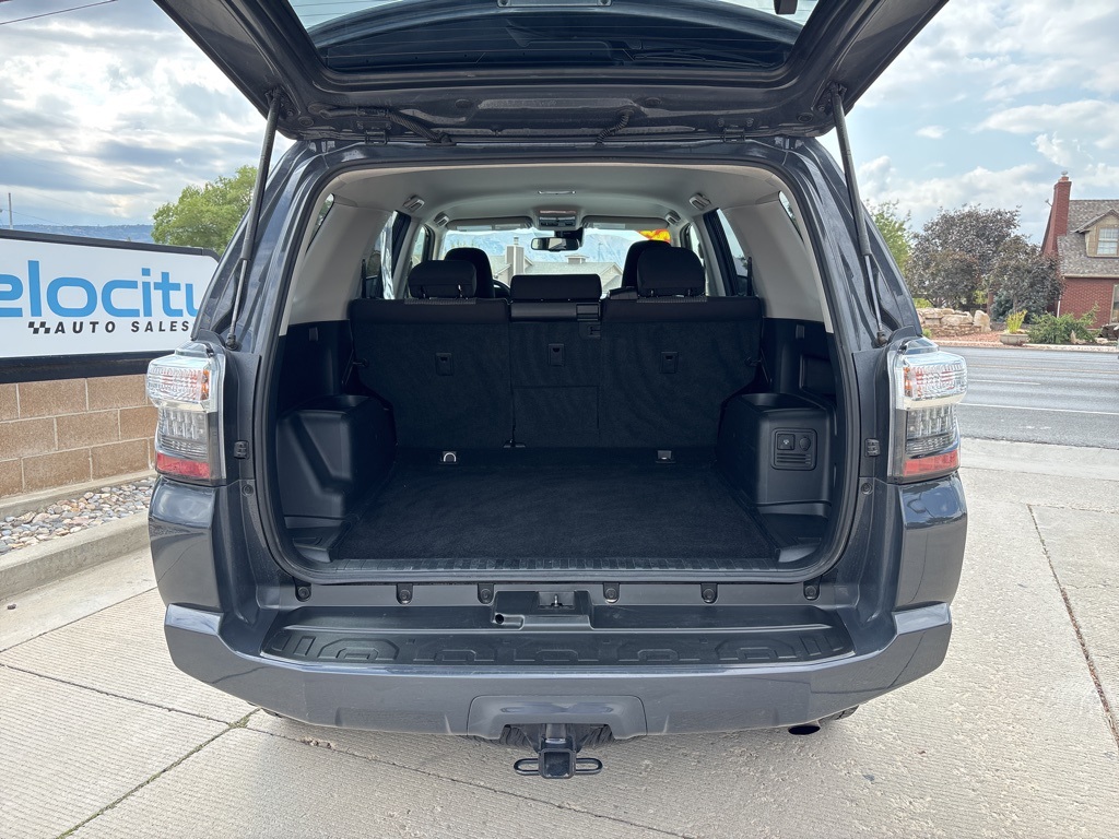 2024 Toyota 4Runner SR5 photo 6