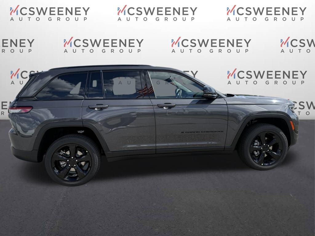 2025 Jeep Grand Cherokee Altitude X photo 6