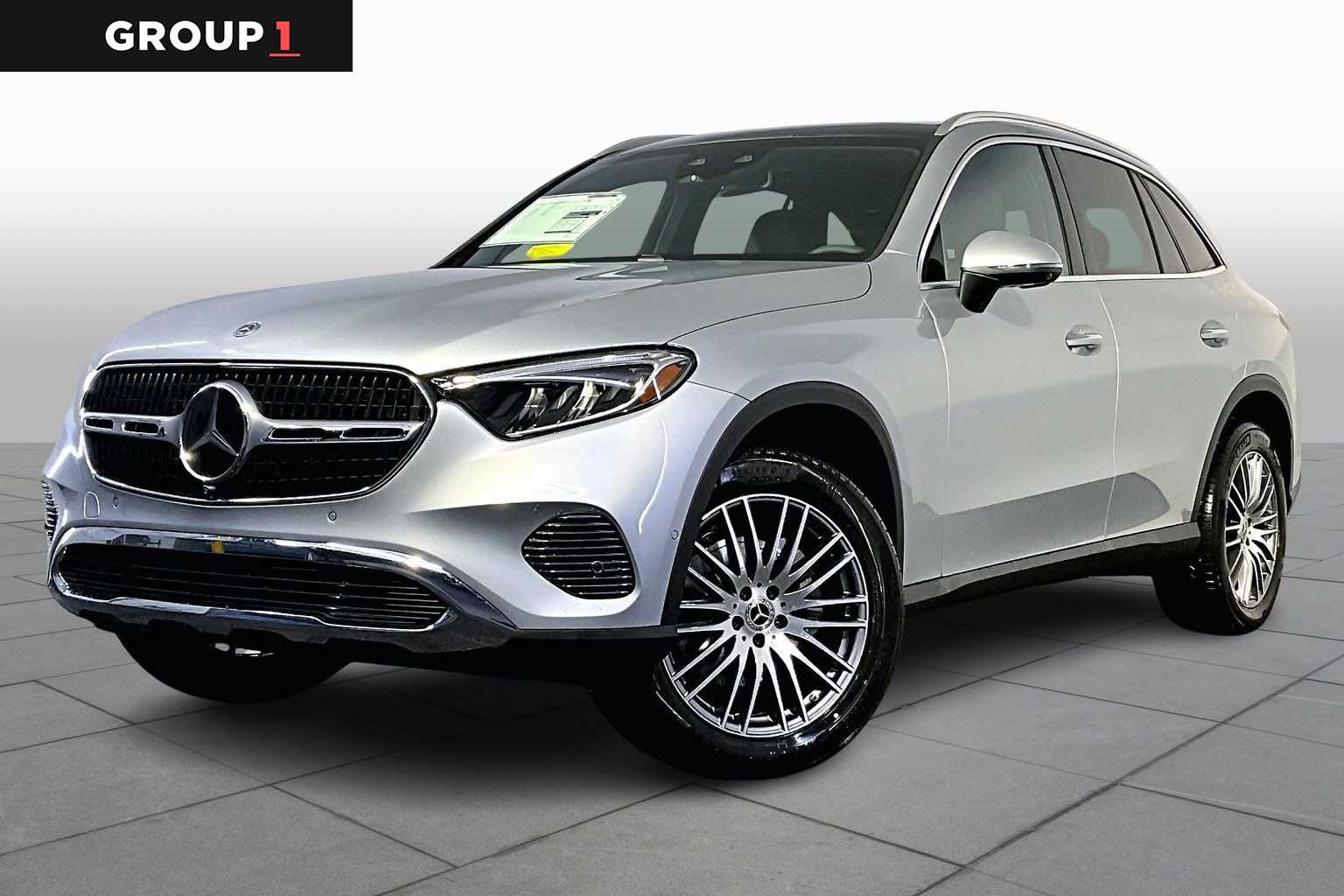 2026 Mercedes-Benz GLC Base's photo