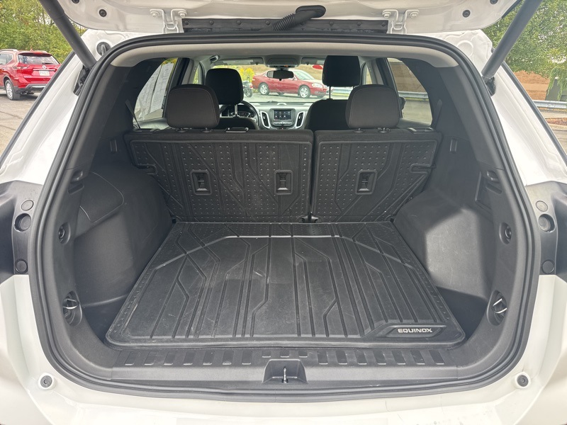 2021 Chevrolet Equinox LT photo 38