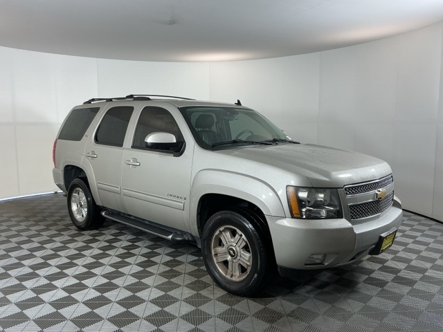 2009 Chevrolet Tahoe LT photo 3