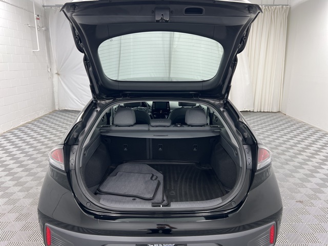 2020 Hyundai Ioniq SEL photo 8