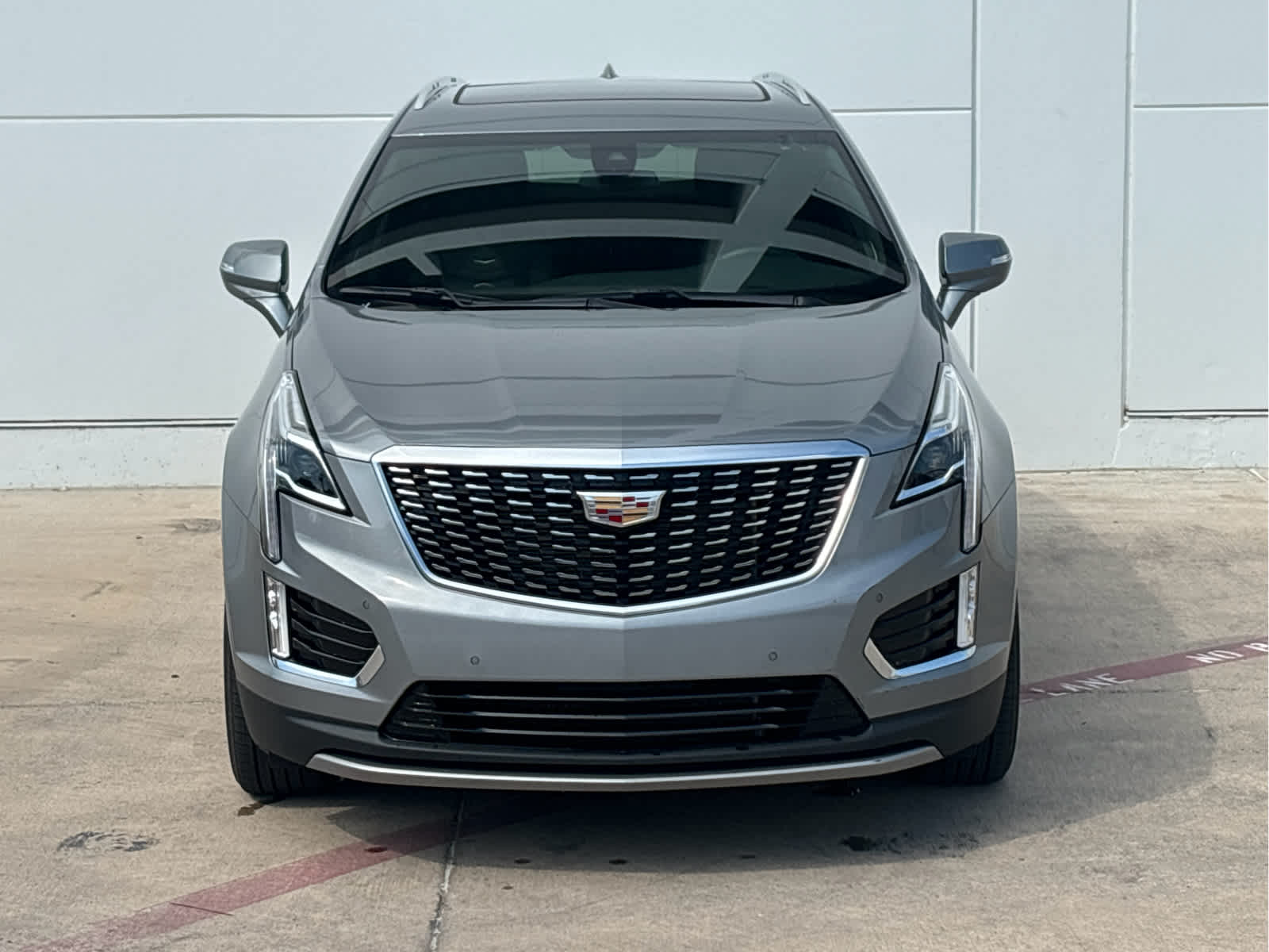 2025 Cadillac XT5 Premium Luxury photo 2