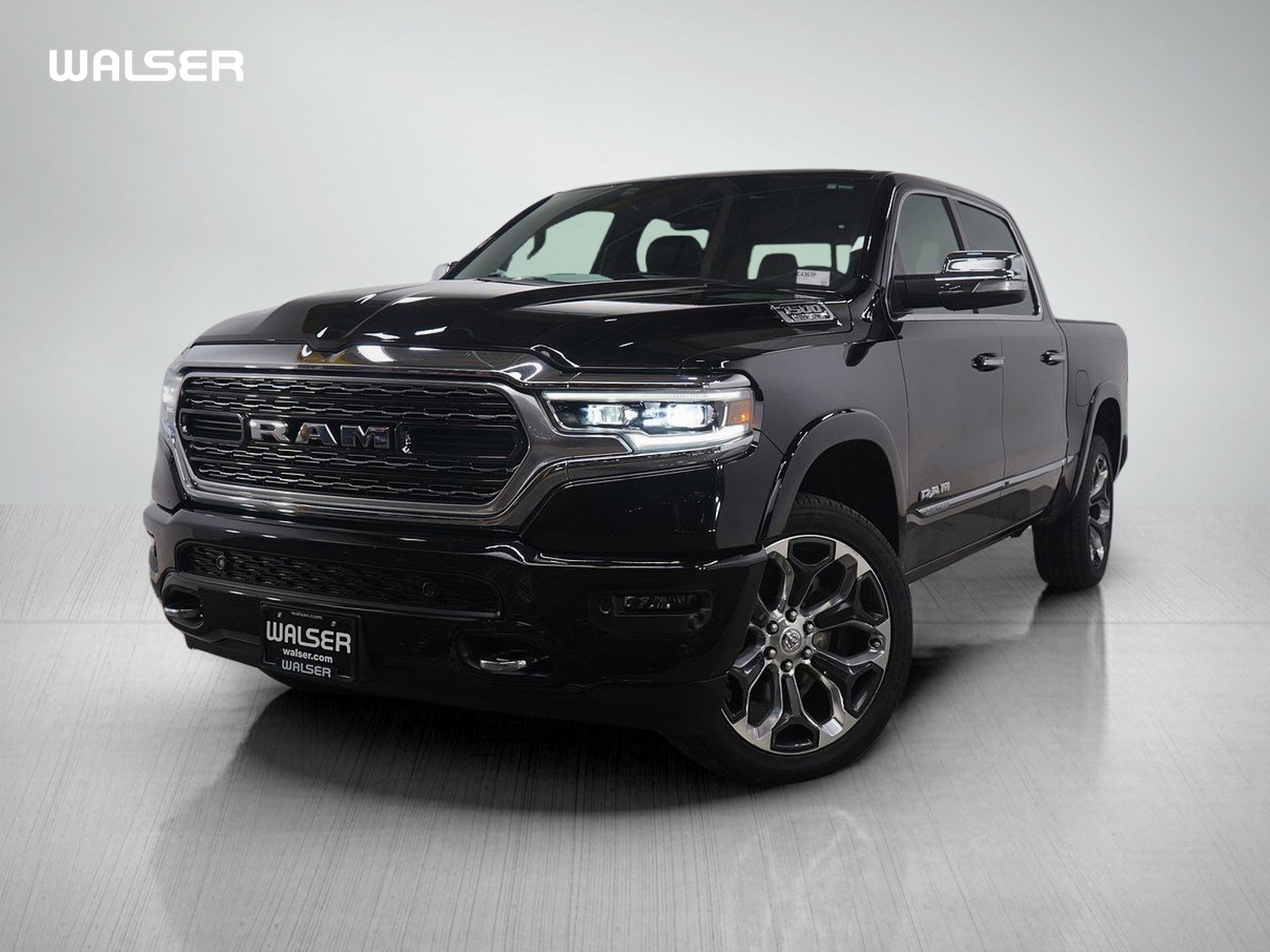 2022 RAM Ram 1500 Limited's photo