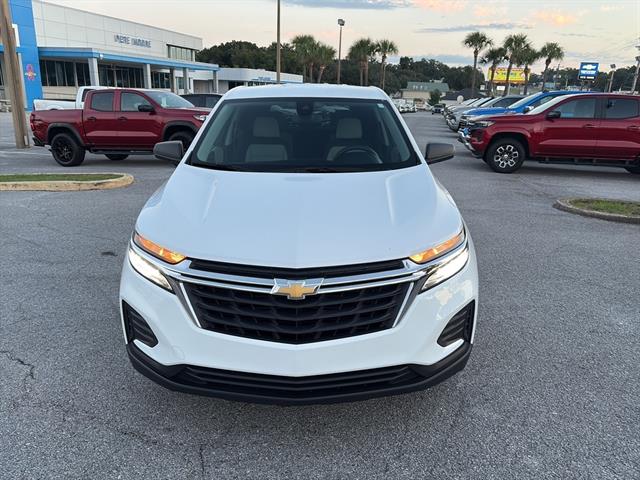 2023 Chevrolet Equinox LS photo 2