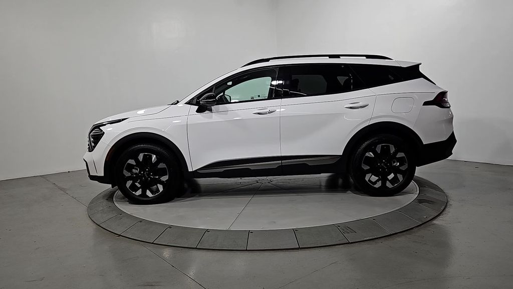 2024 Kia Sportage X-Line photo 2