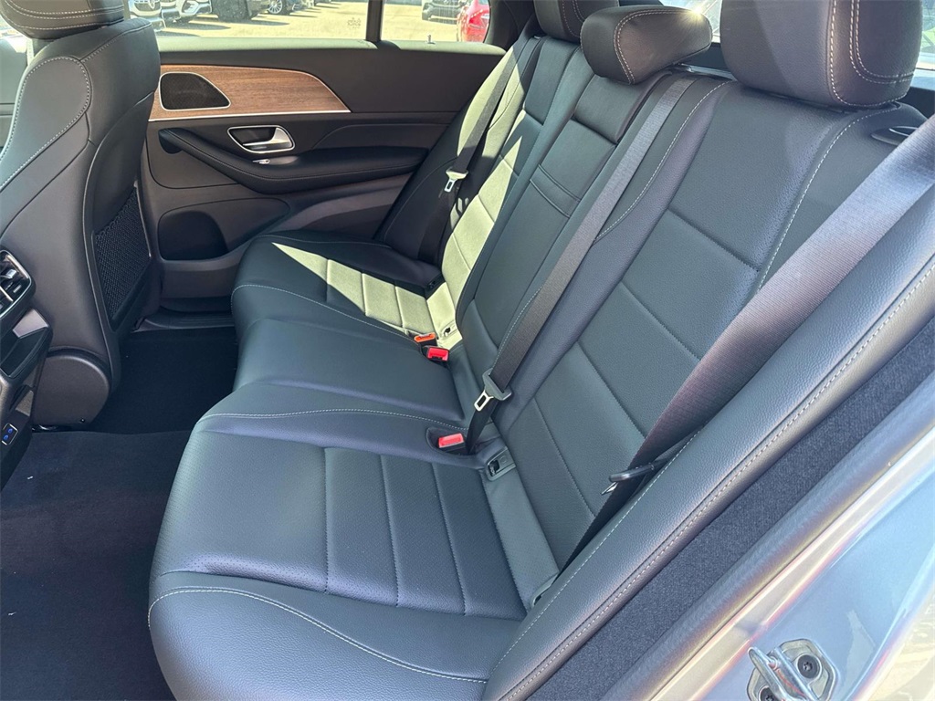 2025 Mercedes Benz GLE 350 4MATIC photo 6