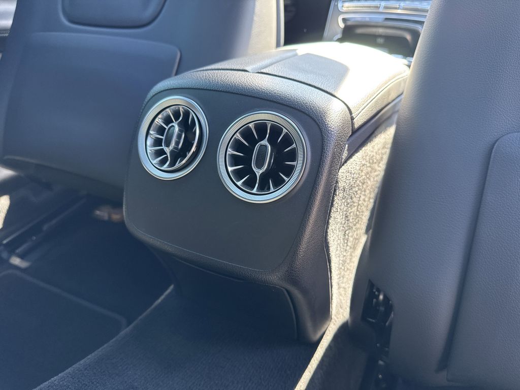 2022 Mercedes Benz E 450 Coupe photo 35