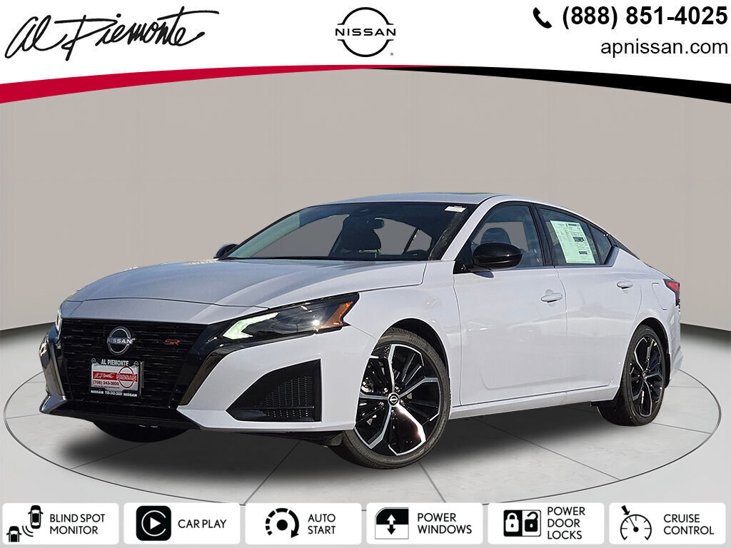 2025 Nissan Altima SR's photo