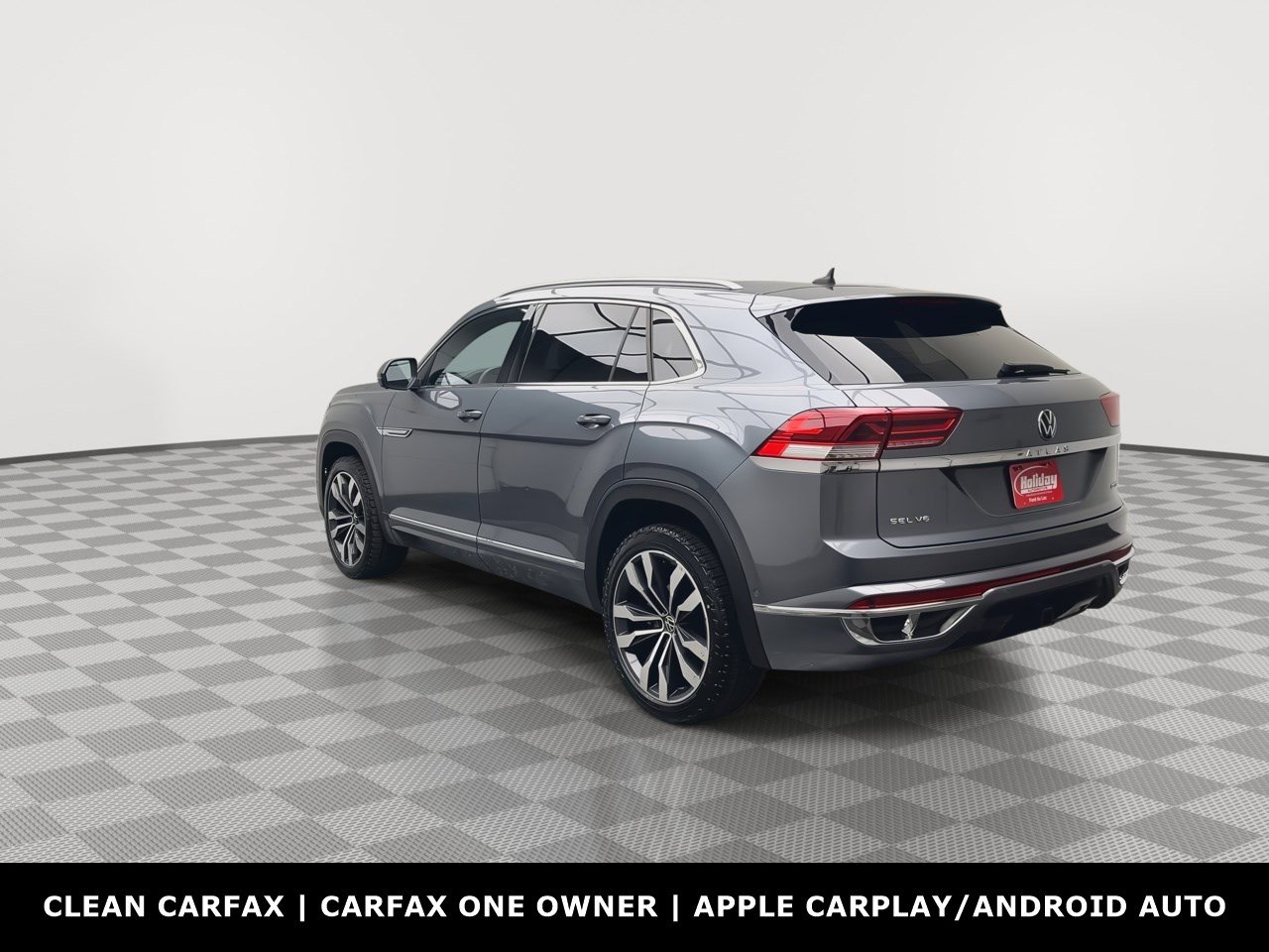 2020 Volkswagen Atlas Cross Sport V6 SEL Premium R-Line photo 2