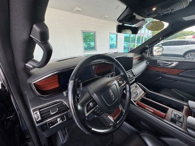 2023 Lincoln Navigator L Reserve photo 12