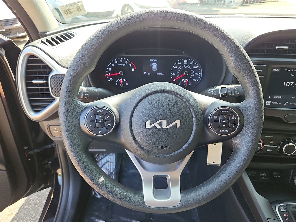 2022 Kia Soul LX photo 19