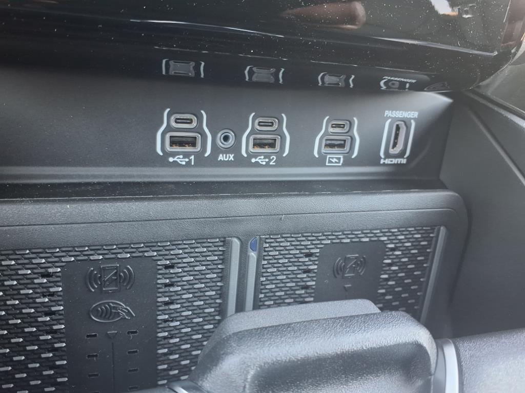 2025 Ram 1500 Rebel photo 8