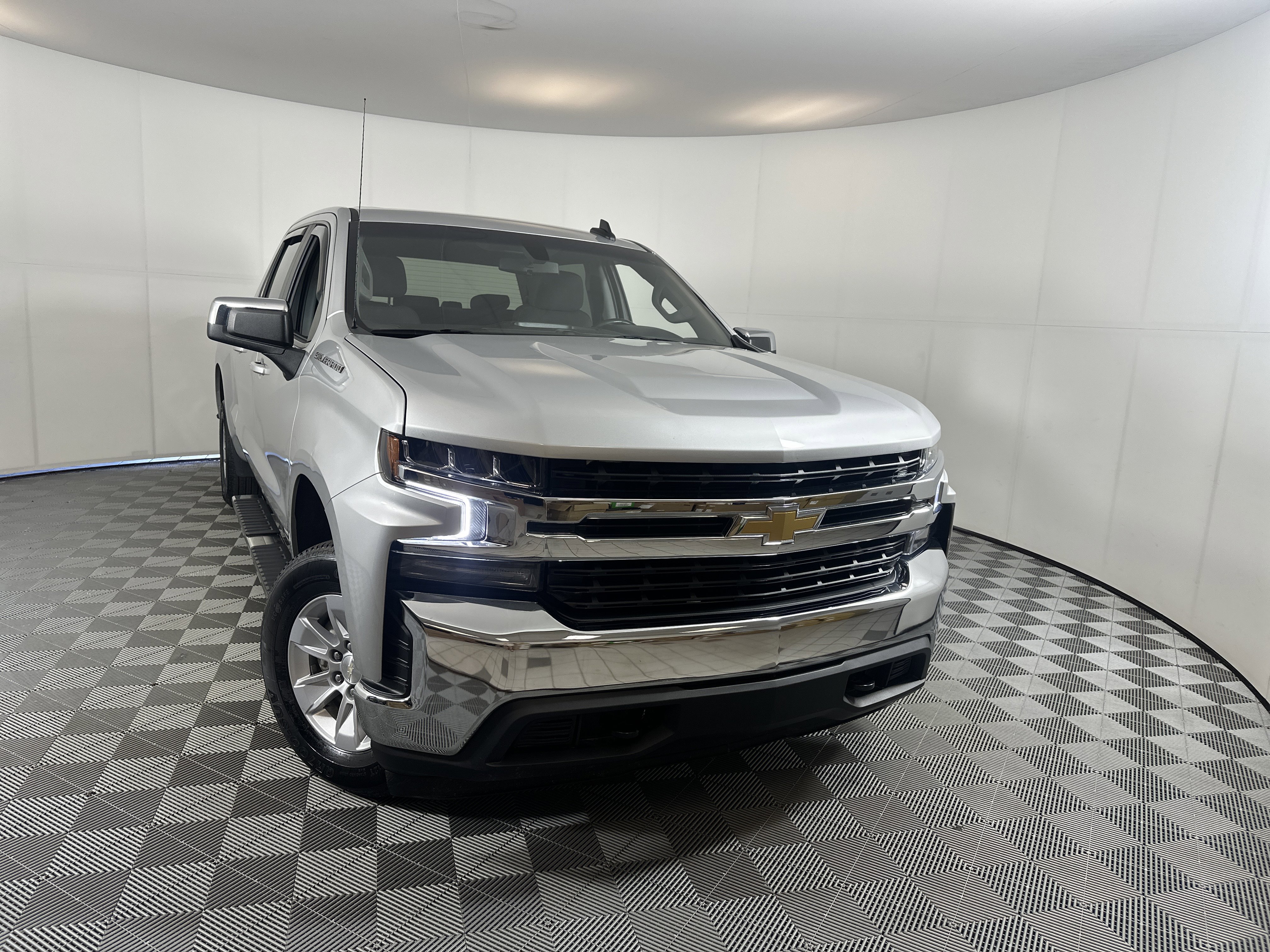 2021 Chevrolet Silverado 1500 LT's photo